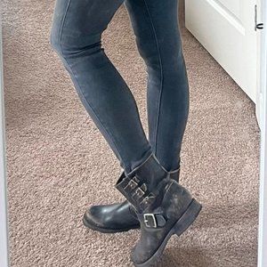 7 Jeans:  the high waist skinny ankle